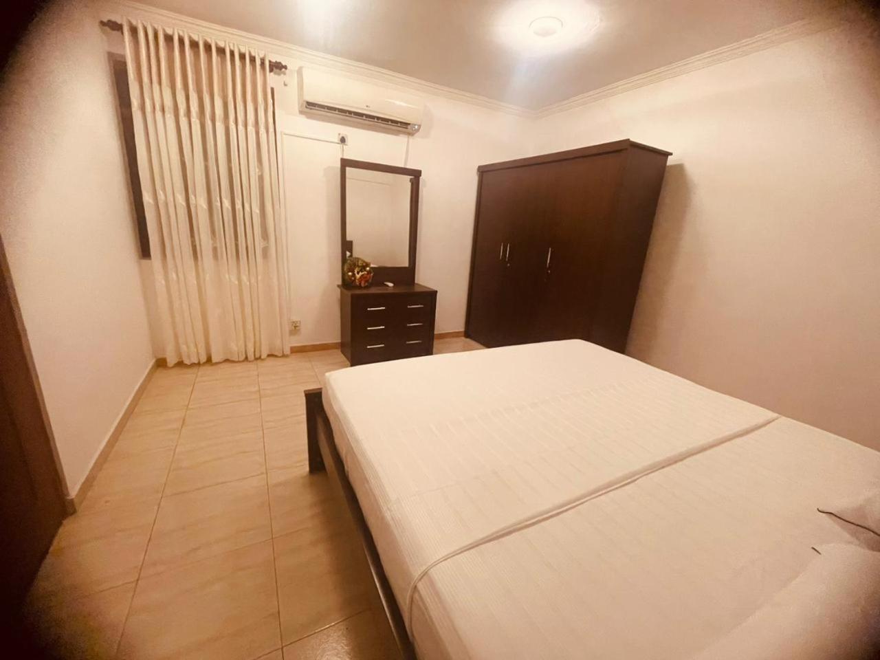 Mila Boutique Airport Hotel Seeduwa Kültér fotó